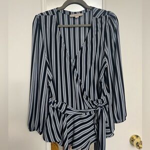 Loft Wrap shirt XL Blue and White Stripe
